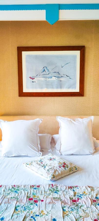Logis Hotels Domaine Du Chatelard Dirac Екстериор снимка