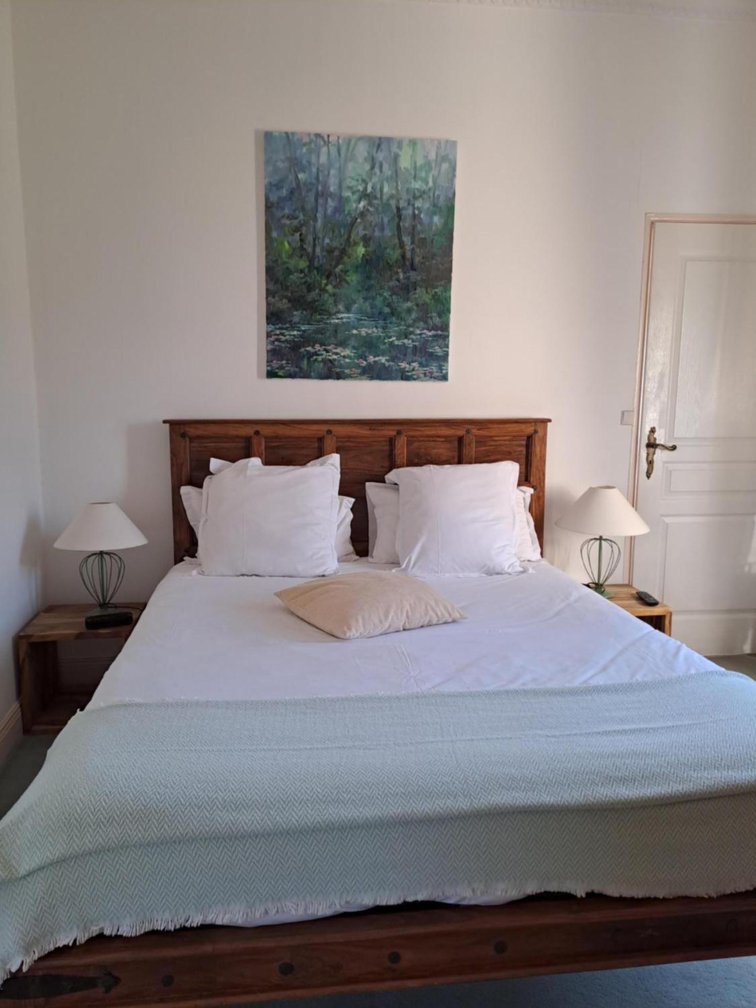 Logis Hotels Domaine Du Chatelard Dirac Екстериор снимка
