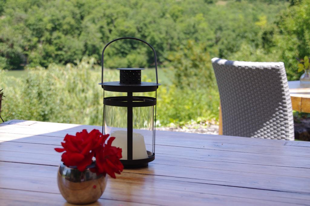 Logis Hotels Domaine Du Chatelard Dirac Екстериор снимка