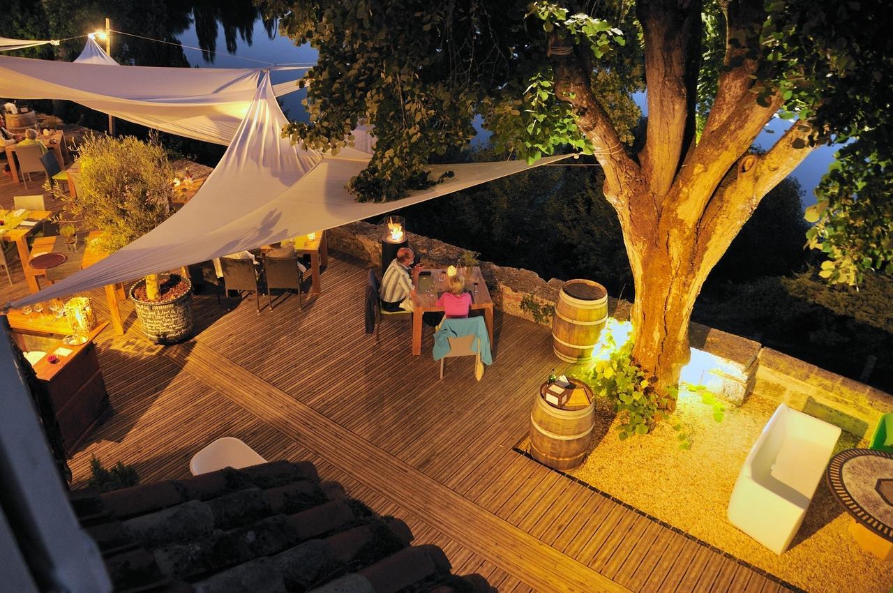 Logis Hotels Domaine Du Chatelard Dirac Екстериор снимка
